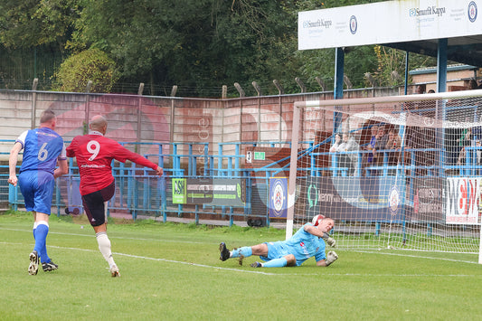 STALYBRIDGE CELTIC LEGENDS V MAN UTD LEGENDS (102).JPG