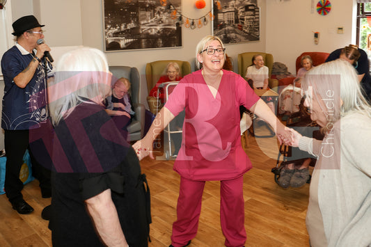 HAPPY 102yrs OLD BIRTHDAY ROSE DUGGAN (29).JPG