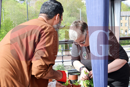 PLANT & SWAP EVENT TESCO STALYBRIDGE 2025 (60).JPG
