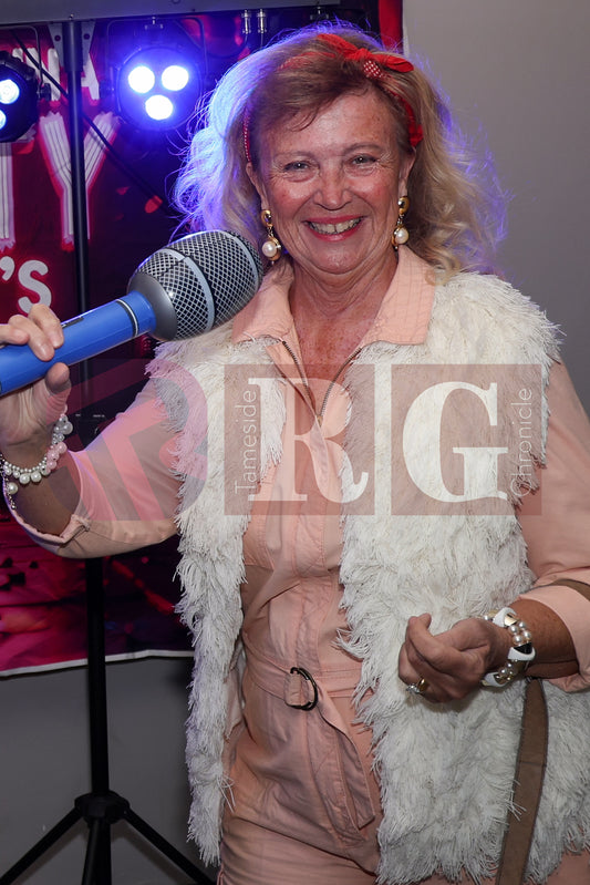 80s PARTY NIGHT ALZHEIMER'S SOCIETY (35).JPG