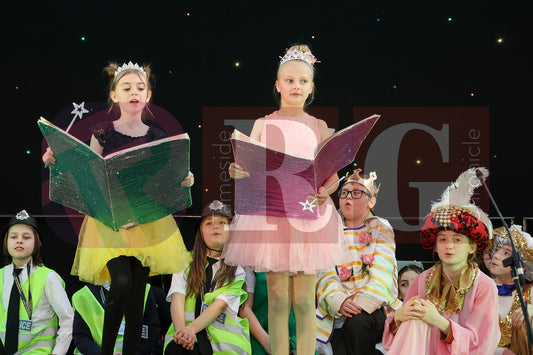 STALYBRIDGE CIVIC HALL SCHOOL PANTOMIME (17).JPG