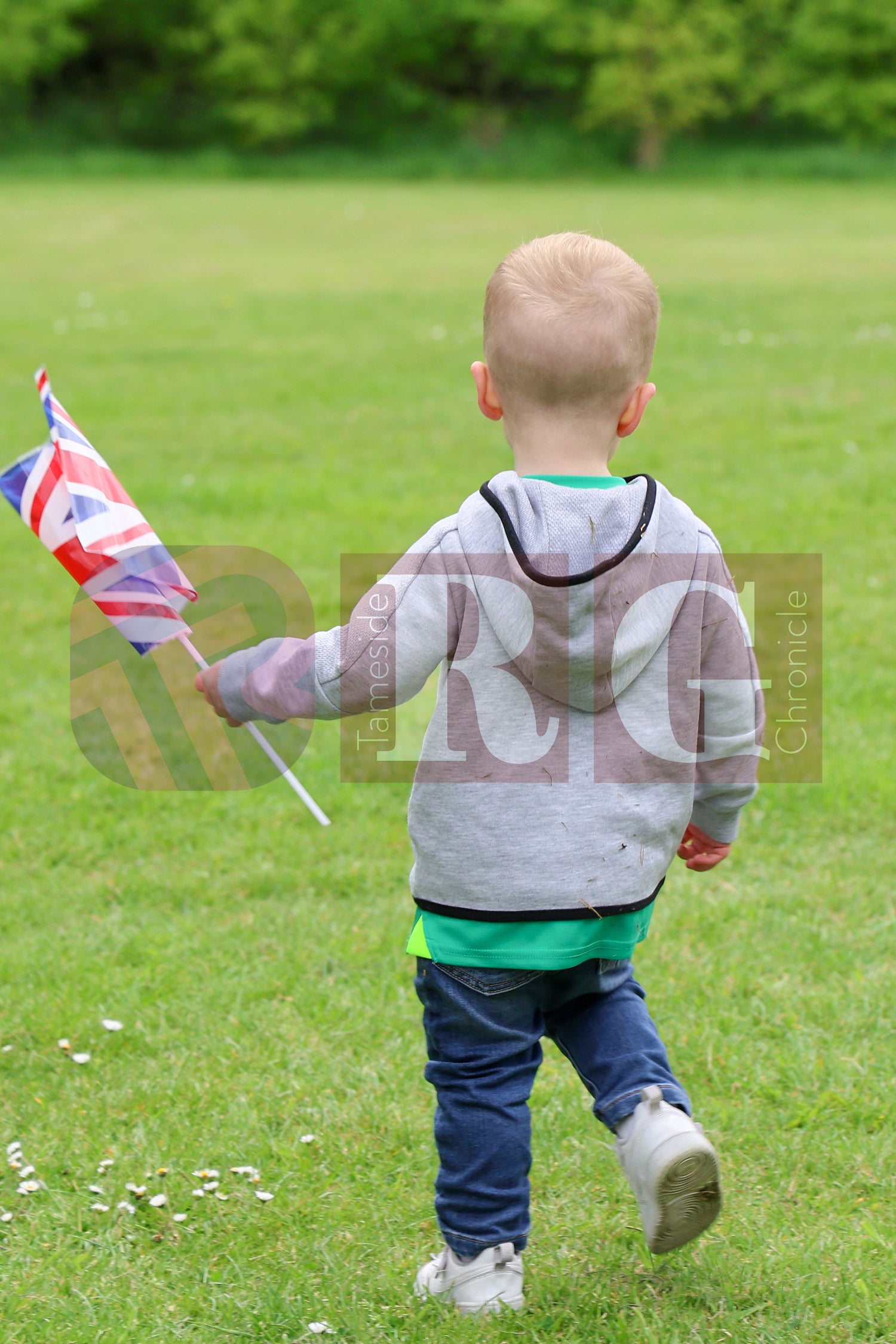 VE DAY THE COMMUNITY GARDEN DUKINFIELD (42).JPG