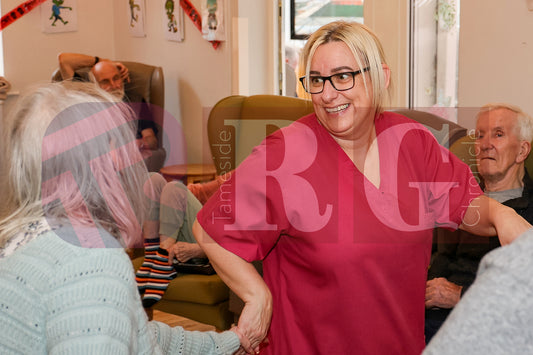 HAPPY 102yrs OLD BIRTHDAY ROSE DUGGAN (17).JPG