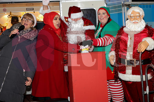 DENTON LIGHT SWITCH ON (87).JPG